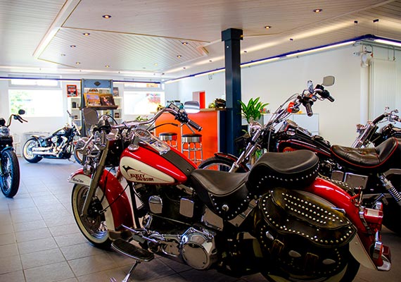 Gilgen-Moto-GmbH_Deitingen_Harley-Davidson-Motorraeder_reparaturen_und_customizing_Startseite_Gallery_04